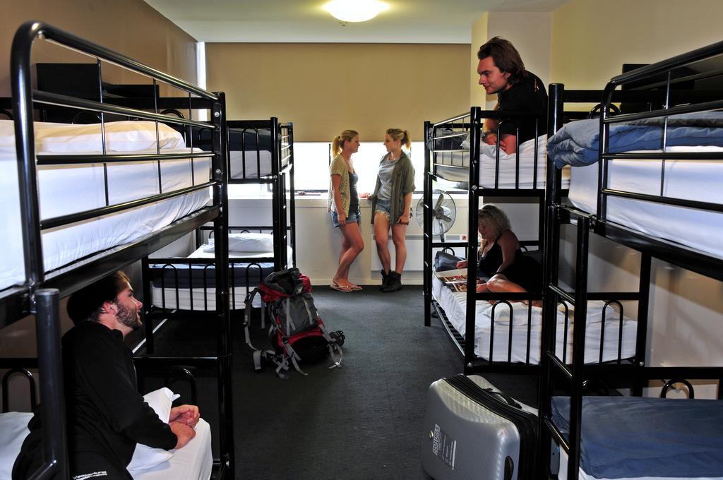 Nomads Melbourne Backpackers Hostel Екстериор снимка