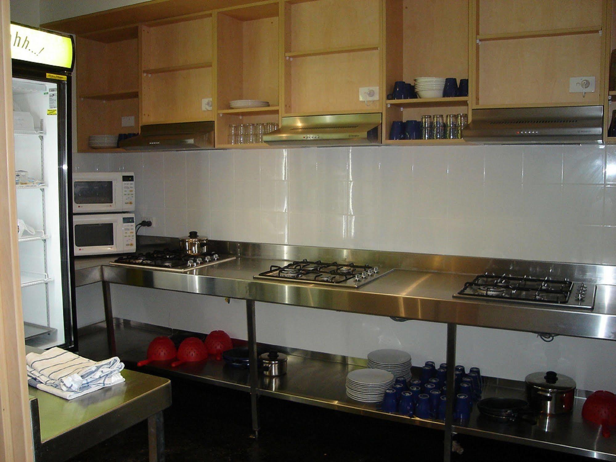Nomads Melbourne Backpackers Hostel Екстериор снимка