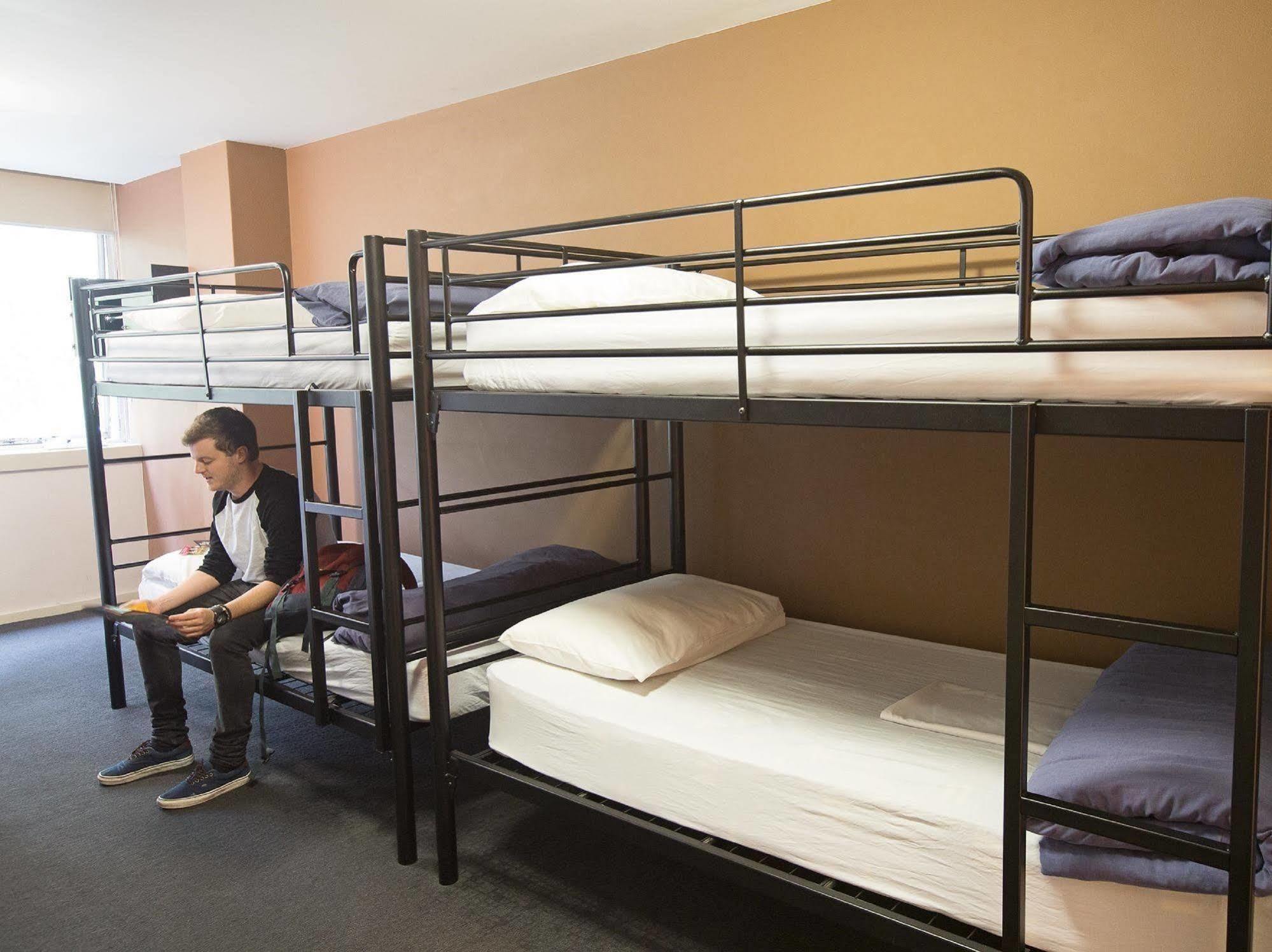 Nomads Melbourne Backpackers Hostel Екстериор снимка