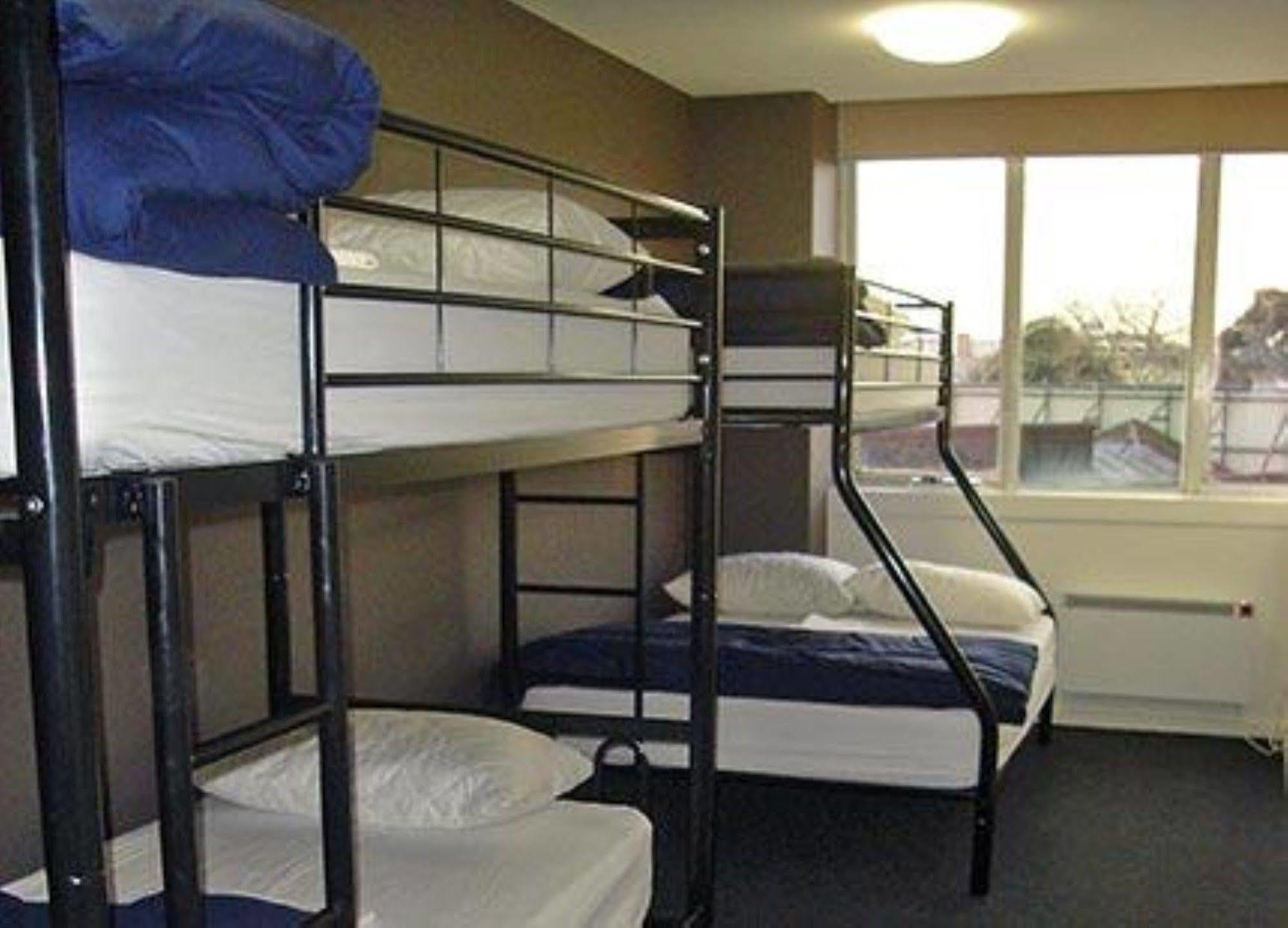 Nomads Melbourne Backpackers Hostel Екстериор снимка